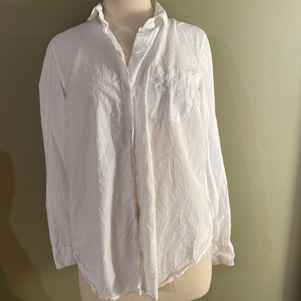 White long sleeve blouse